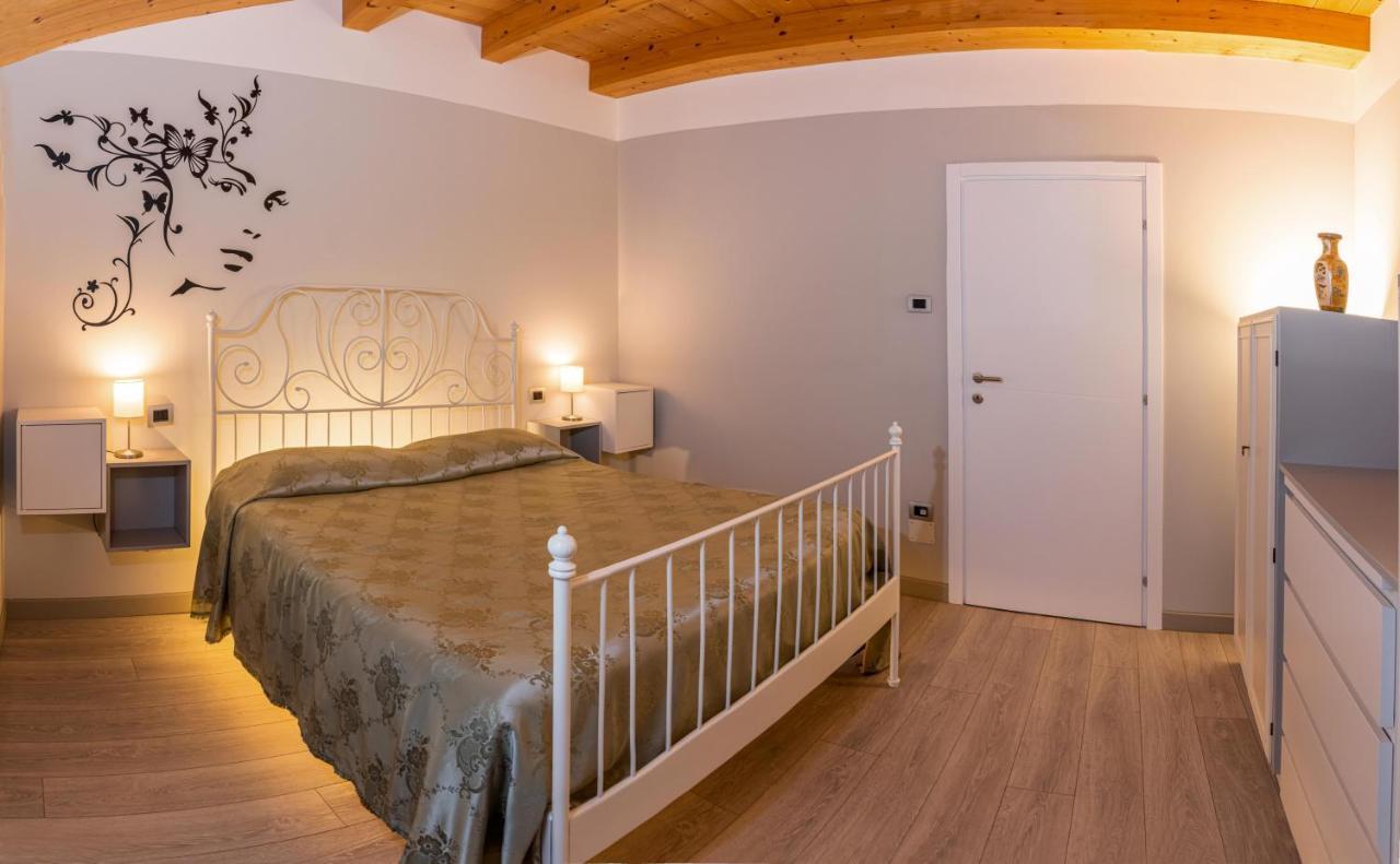 Appartamento Incantevole Con Parcheggio Privato Casteldidone Exteriör bild